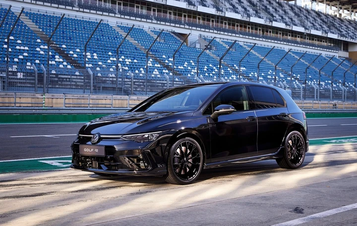Volkswagen Golf R 2024 Black Edition