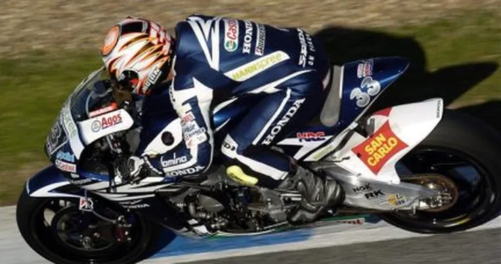 Melandri: "Speriamo che qualcosa arrivi dalla Honda"