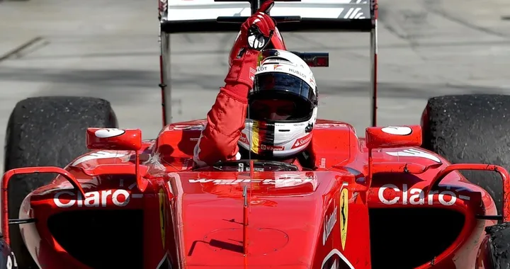 F1 GP Ungheria 2015: Vettel trionfa davanti alle Red Bull. Dedica a Bianchi