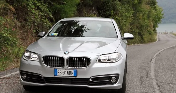 BMW 518d: prezzo, caratteristiche e prova su strada