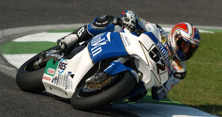 SBK: a Toseland gara 1 e a Ducati il mondiale!