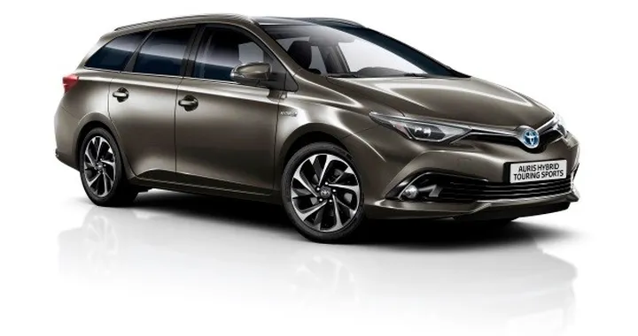 Toyota Auris: arriva il model year 16
