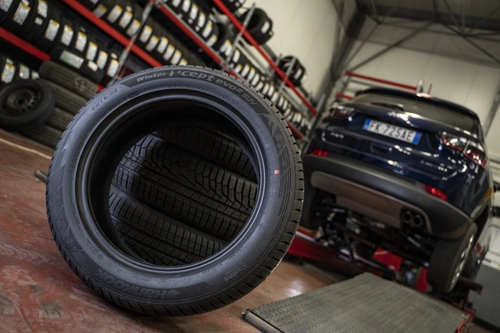 Gomme estive e invernali: la guida di Hankook