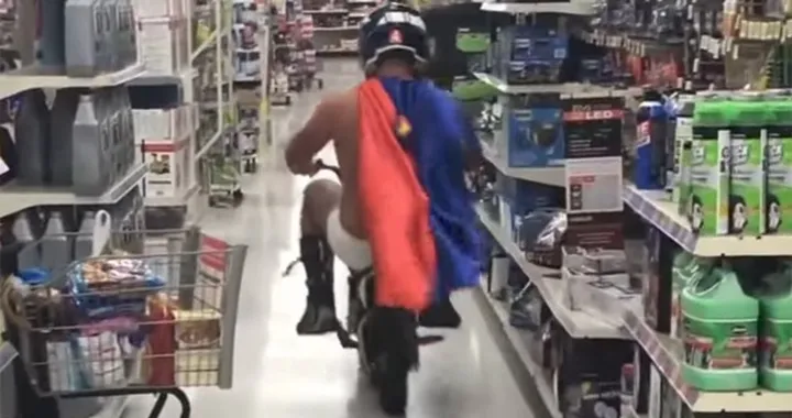 Entra da Walmart in moto, arrestato [Video]