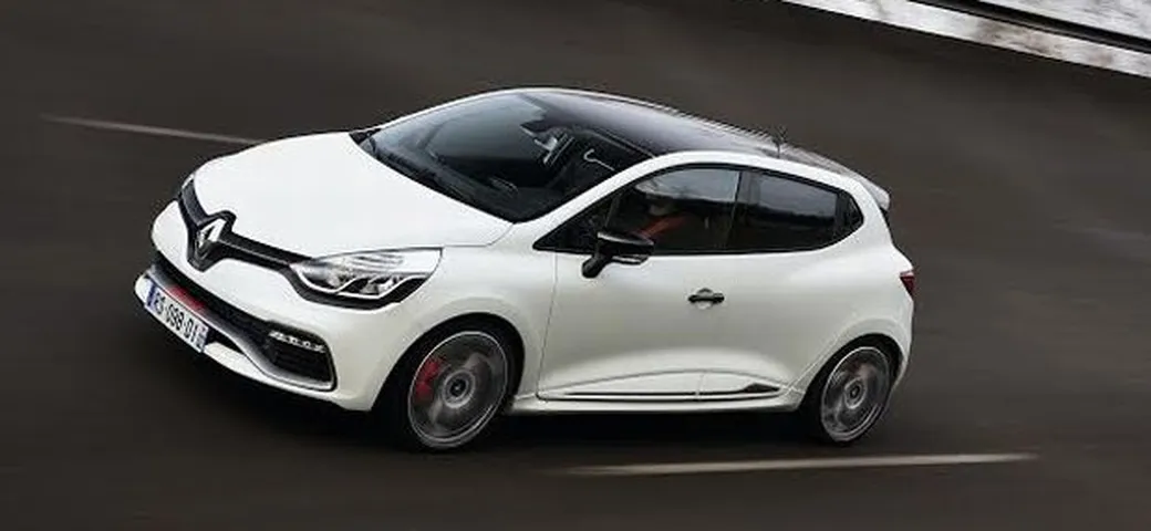 Renault Clio RS 220 Trophy: prezzo di 25.900 euro