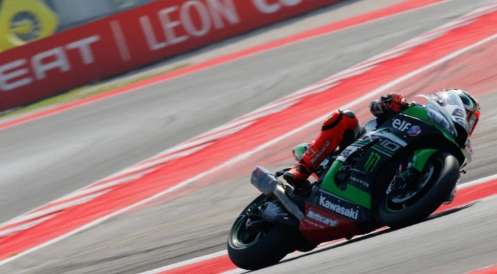 SBK Misano 2017: Davies e Rea crash, Sykes vince!