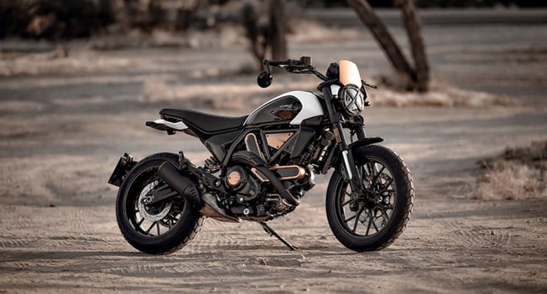 Scrambler look outlet
