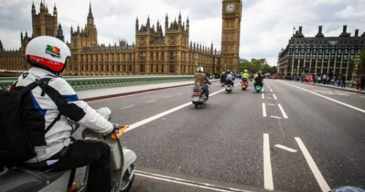 Parte da Londra la sesta edizione dei Vespa World Days