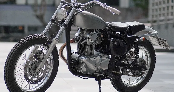 Audrey: la Kawasaki Estrella 250 è una custom che incanta