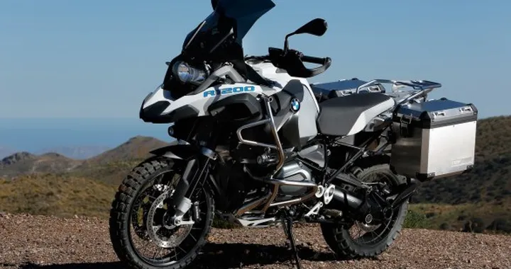 Mercato, classifiche Top 100: R 1200 GS, SH150 e Liberty 50 RST 4T i best seller del 2013