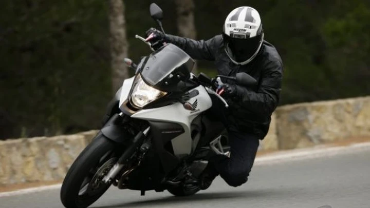 TEST: Faccia a Faccia con la Honda Crossrunner