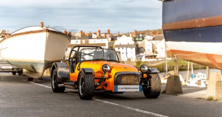 Nuova Caterham Seven 340: prestazioni, caratteristiche e prezzo