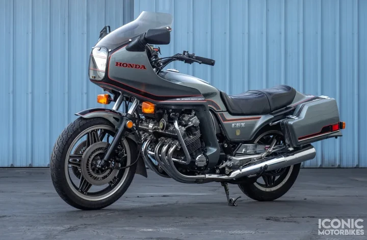 Il fascino intramontabile delle moto al Modern Classics Motorcycle Show 2025
