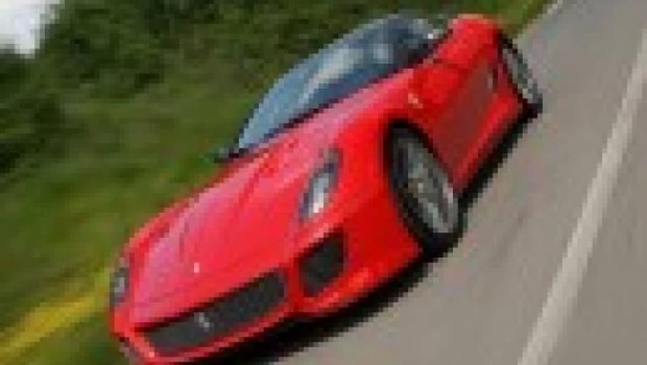Video: Jeremy Clarkson prova la Ferrari 599 GTO