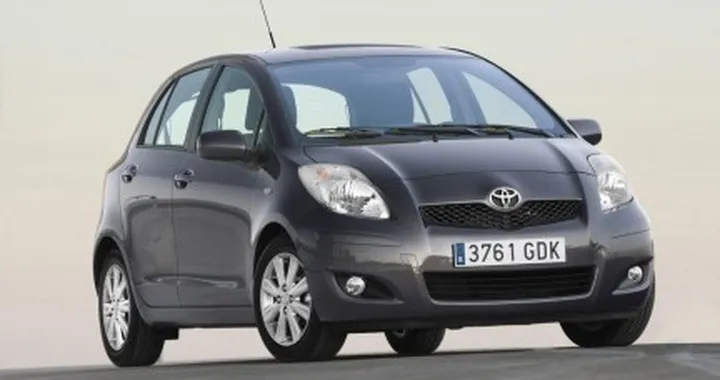 Maxi richiamo per Toyota Yaris: quasi 100.000 esemplari in Italia