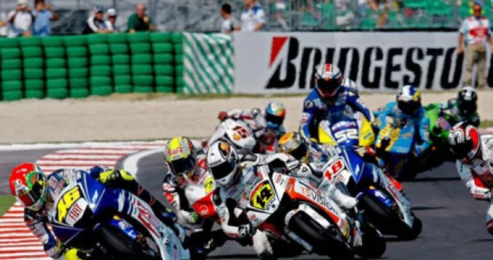 Regolamento MotoGP 2009: Limiti all'elettronica e eliminazione delle sessioni libere del venerdì mattina