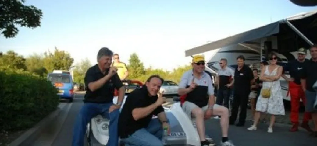 Radical SR8LM: stabilito un pazzesco 6.48 al Nurburgring. E' record assoluto