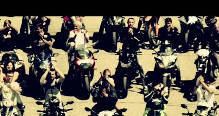 "TRAER-SIC" video tributo a Marco Simoncelli