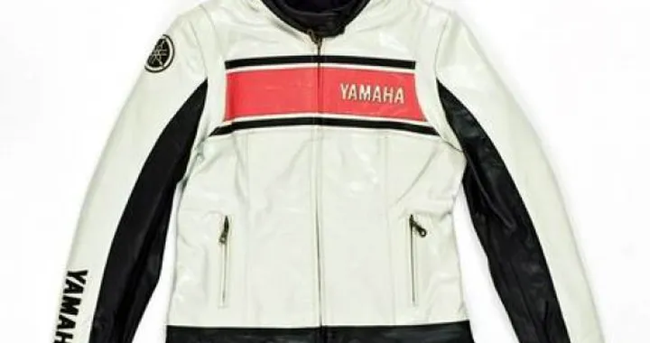 Vestirsi di Yamaha: abbigliamento tecnico e lifestyle 2009