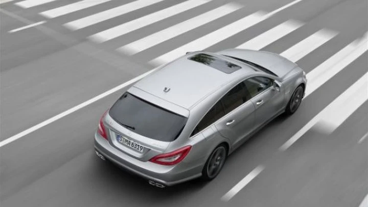Auto premium: negli Stati Uniti è testa a testa fra BMW e Mercedes
