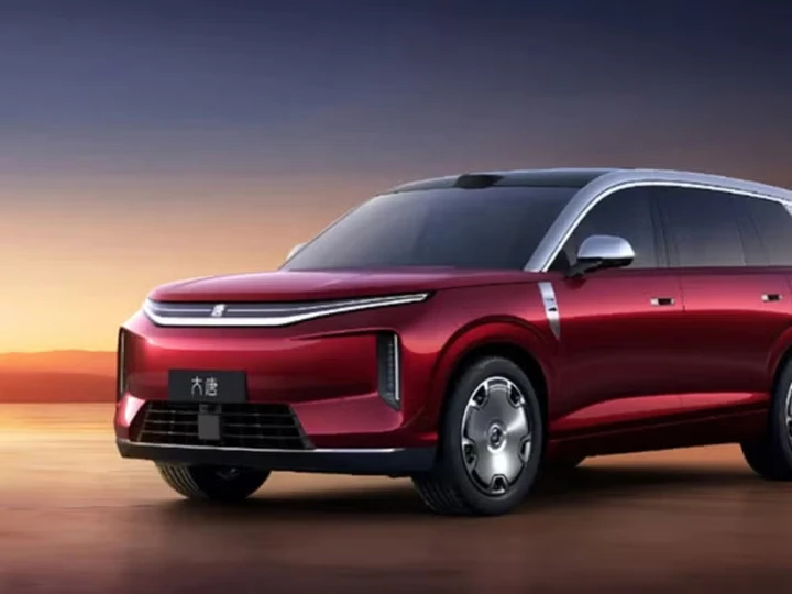 BYD Great Tang, boom da 30.000 ordini in 24 ore: il SUV elettrico che sfida tutti